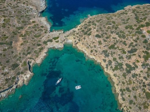 Alimos Catamaran Lagoon 40 alt tag text