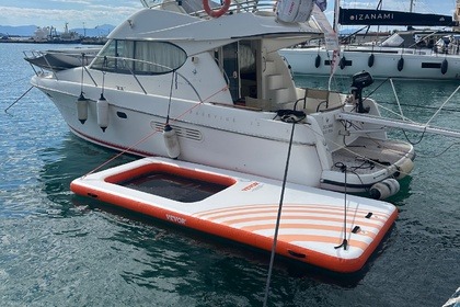 Miete Motorboot Jeanneau Prestige 32 Athen