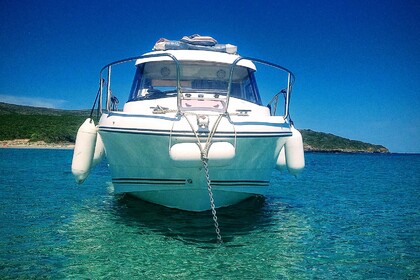 Hire Motorboat Mirage boat Sting 700 Saint-Florent