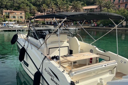 Charter Motorboat Quicksilver Sundeck 875 Cannes