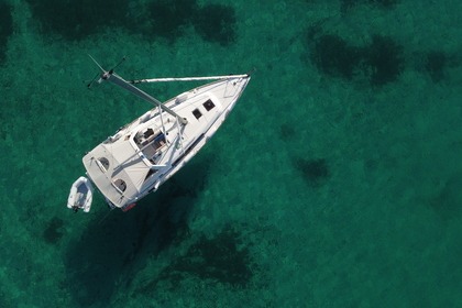 Alquiler Velero Beneteau Oceanis 35.1 Barcelona