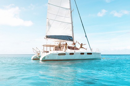 Location Catamaran Robertson & Caine Leopard 47' Phuket