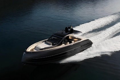 Miete Motorboot invictus 460 TT Saint-Tropez
