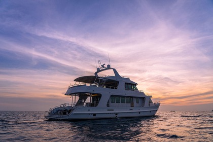 Hire Motor yacht Custom Custom Woodcraft Phuket