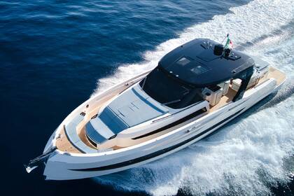 Verhuur Motorboot CAYMAN YACHTS 540 Saint-Tropez