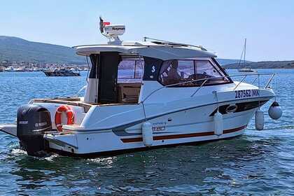 Noleggio Barca a motore Beneteau Antares 8.80 Veglia
