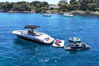 Rental Motorboat Four Winns 260 Cannes
