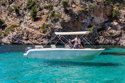 Verhuur Motorboot INVICTUS 190 FX Nice