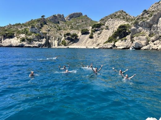 Marseille Motorboat QUICKSILVER Cruiser 755 alt tag text