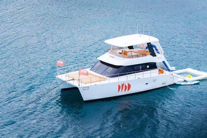 Miete Motoryacht Floeth 48' Phuket