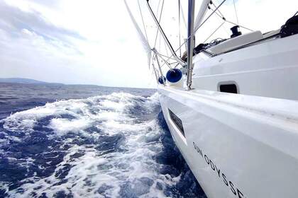 Miete Segelboot Jeanneau Sun Odyssey 410 - 3 cab. Pirovac