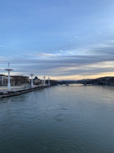 District de Faisalabad Sailboat X dehler 32 alt tag text