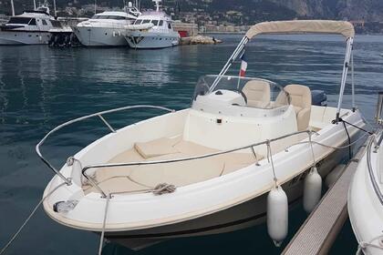 Rental Motorboat Jeanneau Cap camarat 5.5  cc Palavas-les-Flots