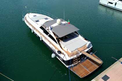 Location Bateau à moteur Cantieri Navali del Golfo Ipanema 53 Torre Annunziata