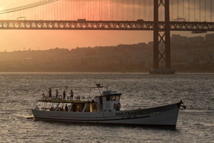Aluguel Lancha Viana Ship Yard 80 Ft Wooden Boat Lisboa