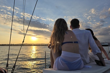 Miete Segelboot Beneteau Cyclades 43.4 Catania