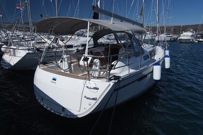 Miete Segelboot Bavaria Yachtbau Bavaria Cruiser 34 Punat