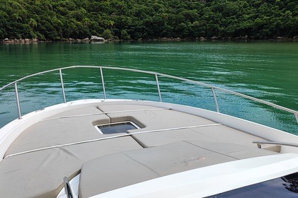 Alquiler Lancha Fishing Raptor 330 Pôrto Belo