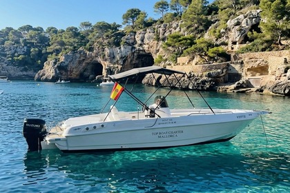 Location Bateau à moteur DAGANZ OPEN 6 Cala d'Or