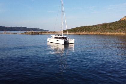 Noleggio Catamarano Lagoon 450F Cogolin