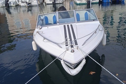 Hire Motorboat Ocqueteau Skipper Marseille