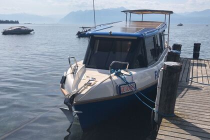 Charter Houseboat Grove Boat Aquabus électro-Solaire Geneva