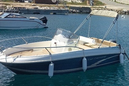Rental Motorboat Jeanneau Cap Camarat 5.1 Cc Marseille