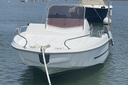 Hire Motorboat Beneteau Flyer 6 SUN DECK Saint-Raphaël