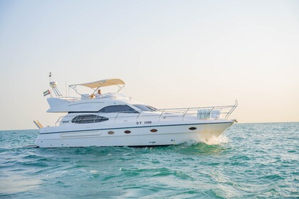 Alquiler Yate Gulf Craft Majesty 50 Dubái