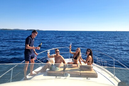 Charter Motor yacht JEAUNNEAU PRESTIGE FLY 46 Poreč