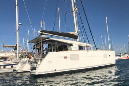 Location Catamaran Lagoon Lagoon 400 Port-Saint-Louis-du-Rhône