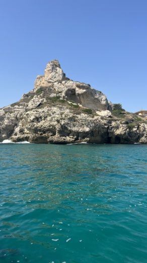 Cagliari Motorboat Beneteau Flyer 9 alt tag text