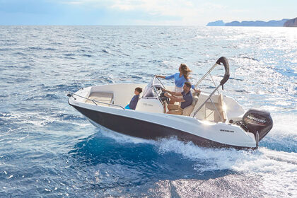 Rental Motorboat Quicksilver Activ 555 Open Le Lavandou