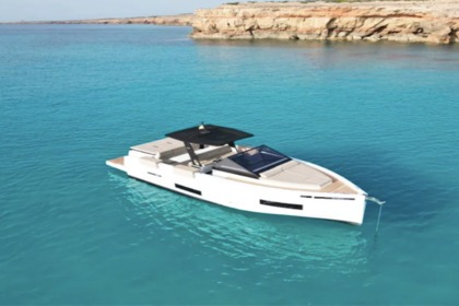 Charter Motor yacht De Antonio Yachts D34 Open Golfe Juan