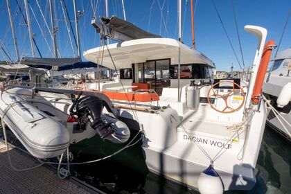 Location Catamaran Excess Excess 14 - 3 + 2 cab. Saint-Mandrier-sur-Mer