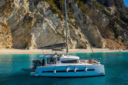 Hire Catamaran Catana Group Bali 4.1 - 4 + 2 cab. Preveza