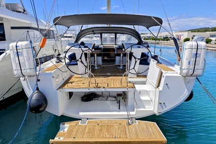 Miete Segelboot Hanse Yachts Hanse 548 - 4 + 1 cab. Sukošan