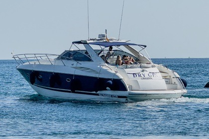 Noleggio Yacht a motore Sunseeker 50 Camargue Limisso