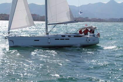 Alquiler Velero Jeanneau Sun Odyssey 519 Sitges