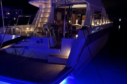 Noleggio Barca a motore MAGNUM FLY Fly Brucoli