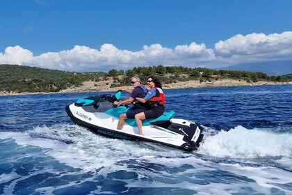 Noleggio Moto d'acqua Seadoo GTI 130 Porto Vecchio