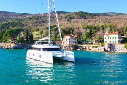Rental Catamaran Sunreef Yachts Sunreef 80 Rijeka