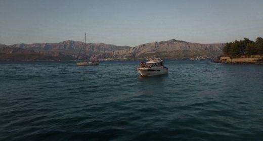 Omiš Motorboat Jeanneau Merry Fisher 855 alt tag text