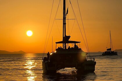 Charter Catamaran Lagoon 420 Athens