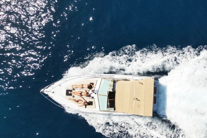 Hire Motorboat Sea Ray 300 Weekender Palma de Mallorca