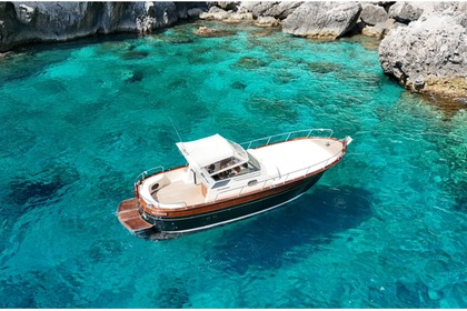 Noleggio Barca a motore Apreamare Semicabinato Marina del Cantone