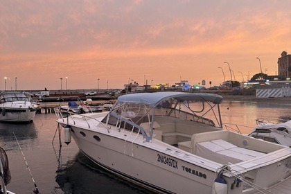 Rental Motorboat Tornado 38 flusch deck Naples