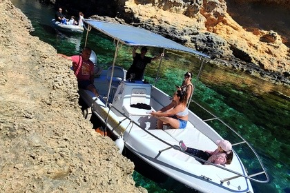 Hire Motorboat Buccaneer Diva Malta