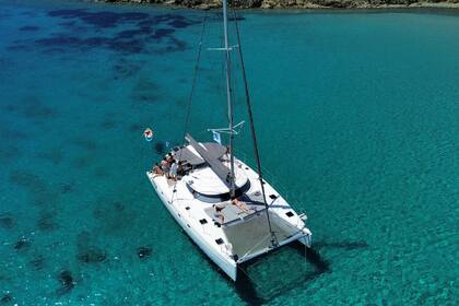 Hyra båt Katamaran PRIVATE MORNING CATAMARAN CRUISE TO DIA ISLAND 5.5 HOURS Kreta