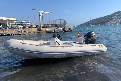 Miete RIB Zodiac Start 400 Santa Eulalia del Río